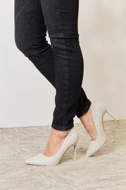 Melody 4" Closed Toe Heels-VMA Specialties Boutique