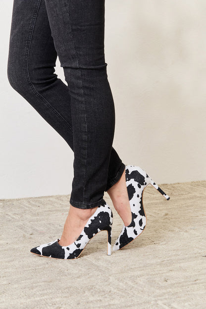 Melody 4" Closed Toe Heels-VMA Specialties Boutique